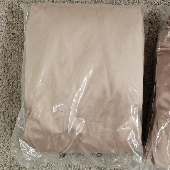 Sold Out - Picture 5 of 6